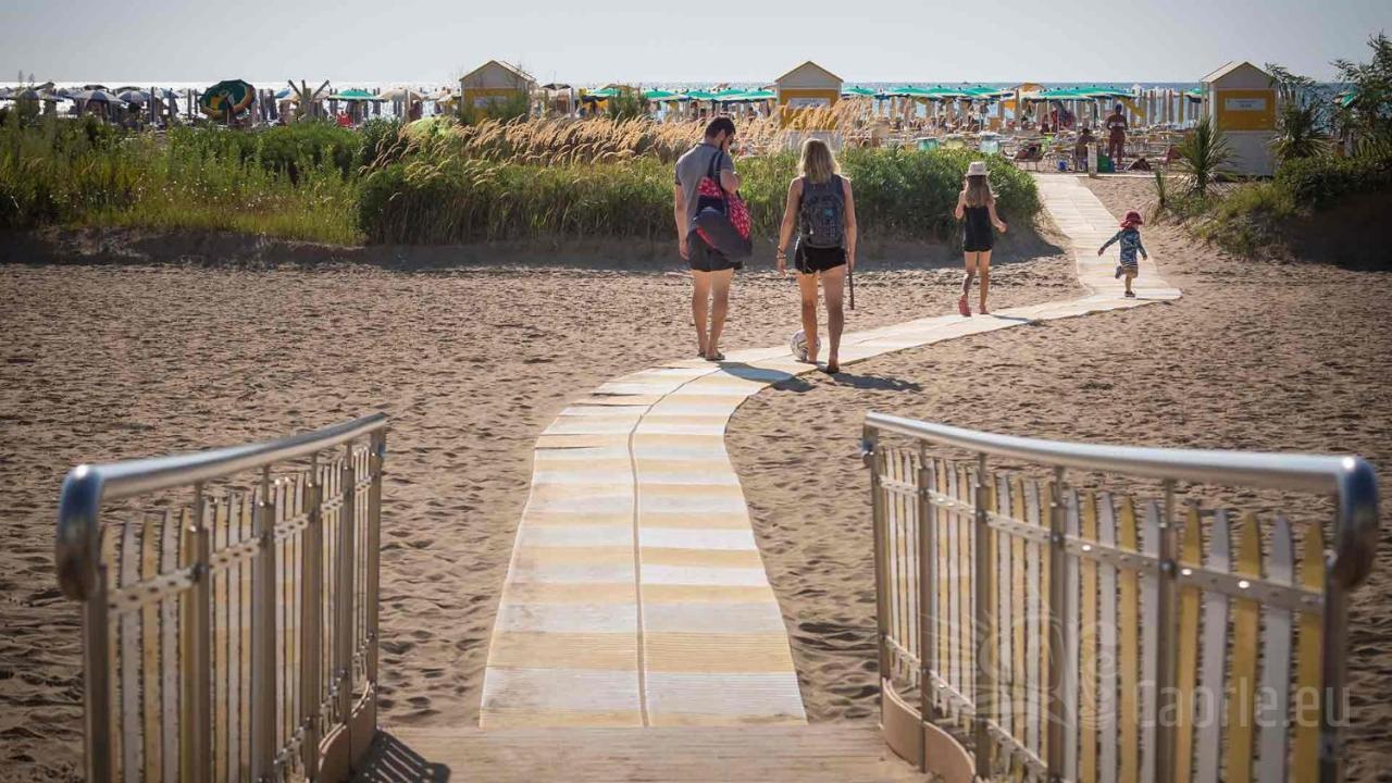 Ampio Bilocale Caorle Lungomare Levante Exteriér fotografie